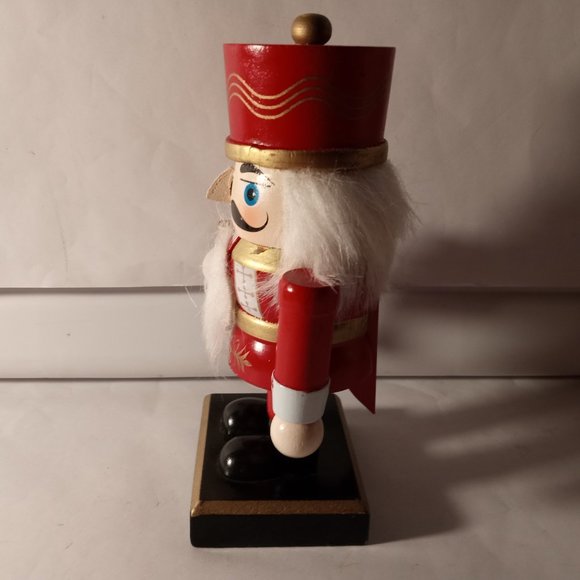 RED & BLACK Nutcracker 6-1/2" Christmas WOODEN Nutcracker DECOR - Picture 3 of 9